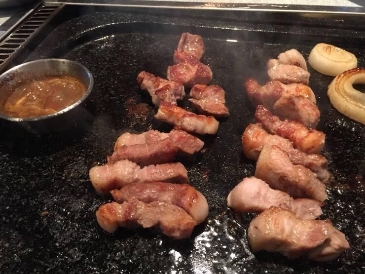 Samgeori Pujutgan (YG restaurant) 삼거리 푸줏간